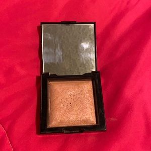 Medium Invisible Glow Bare Minerals